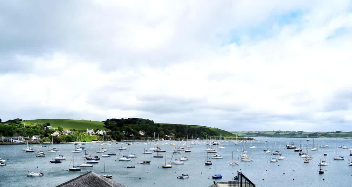 Breathtaking High Street Townhouse With Stunning Sea Views At 'The Old Fishermans Townhouse' Falmouth Exteriér fotografie