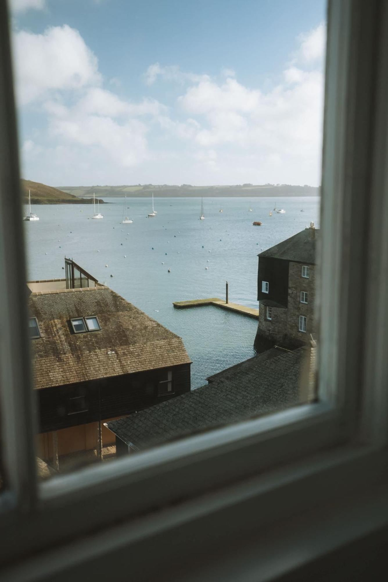 Breathtaking High Street Townhouse With Stunning Sea Views At 'The Old Fishermans Townhouse' Falmouth Exteriér fotografie